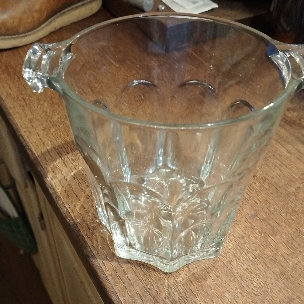 Javit Crystal Ice Bucket 64oz. 315GW7